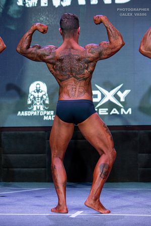 CLASSIC PHYSIQUE НОВИЧКИ